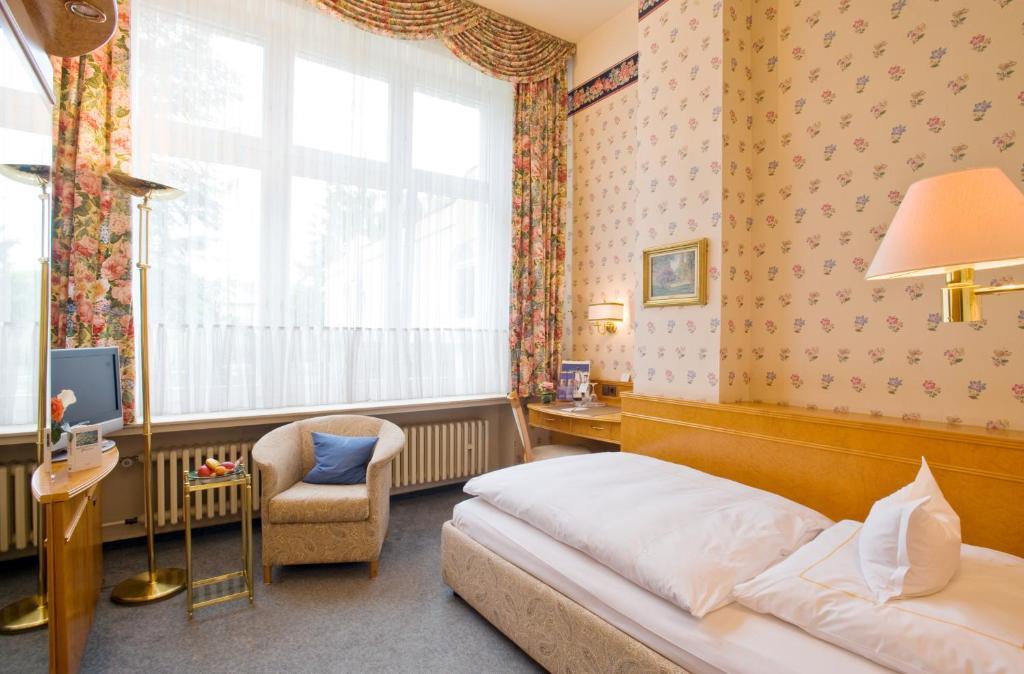 Privat-Hotel Villa Aurora Bad Neuenahr-Ahrweiler Szoba fotó